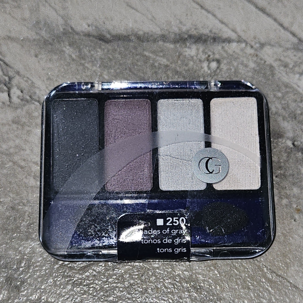 Covergirl Eye Enhancers 4-Kit Eyeshadow in 250 Shades of Gray Sealed